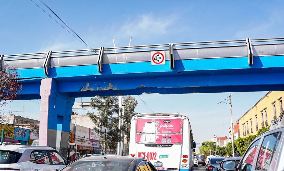 Puente peatonal