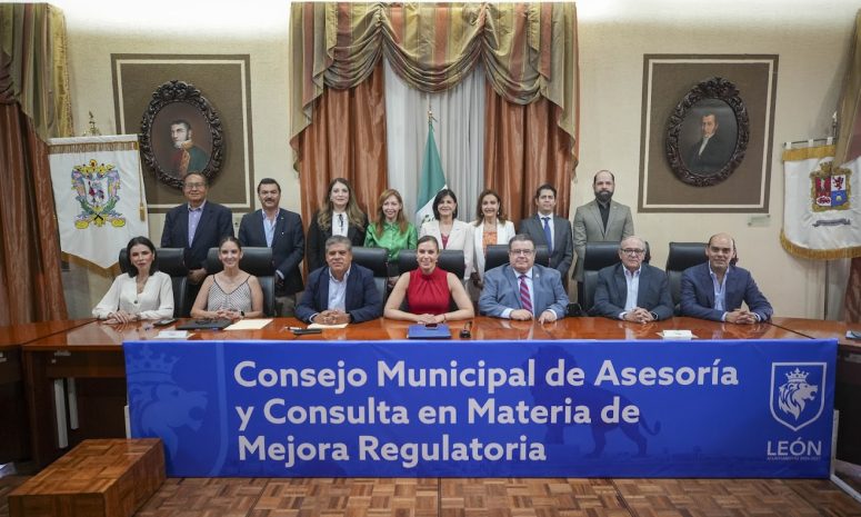 Renuevan el Consejo de Asesoría y Consulta en Mejora Regulatoria de León