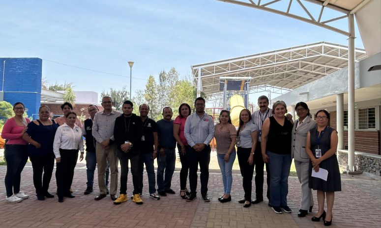 Capacitaron a colaboradores de la Secretaría del Nuevo Comienzo
