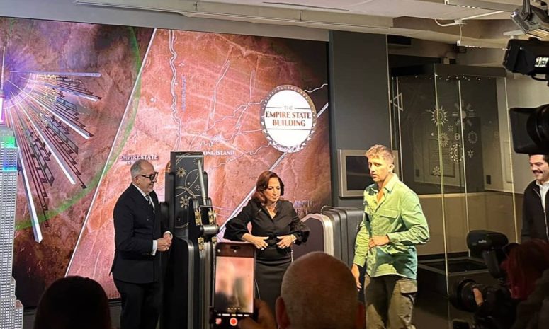 Celebra 50 años de carrera Gloria Estefan con disco y encendido en NY