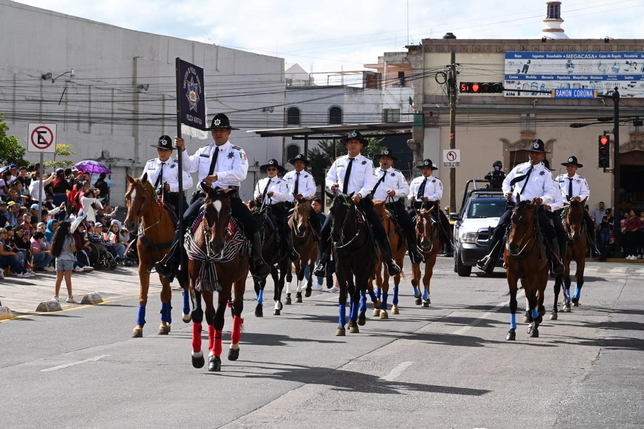 Celebran en Irapuato desfile por la Independencia de México - Quadratin ...