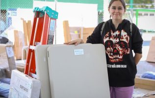 Impulso al Comercio y Abasto entrega apoyos en León