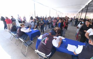 Irapuato entrega apoyos de Empleo Temporal a más de 400 personas