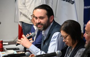 PANISTAS, GRADUACIÓN, MUJERES, DERECHOS HUMANOS