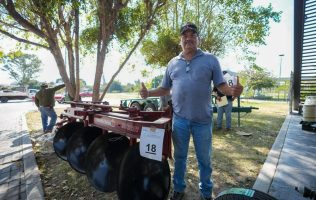 Celaya, maquinaria agrícola, apoyos, alcalde