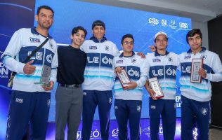 Refuerza León apoyo al alto rendimiento con becas deportivas