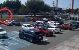 Captan intento de robo a cuentahabiente en plaza Vía Alta; hay un presunto herido