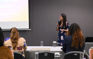 Red de mujeres, política