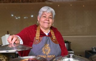 Preserva Ana María Soto cocina tradicional de Guanajuato desde el fogón