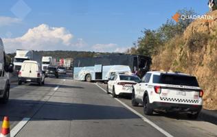 Deja accidente de autobús 15 lesionados en Arco Norte, en Españita