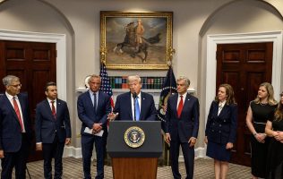 Trump impondrá aranceles a países europeos por postura sobre Groenlandia