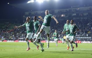 El Club León debutó con victoria