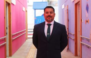 Reconoce SEG labor de Víctor Celaya por impulsar la inclusión educativa