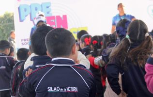 Conmemoran PREVENFEST y Día Internacional de la Educación en primaria de Silao