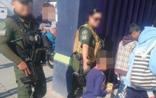 Rescatan a cuatro menores por presunto maltrato infantil en Villa de Pozos