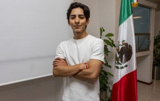 Donovan Carrillo y Sarah Schleper serán abanderados de México en Milano-Cortina 2026