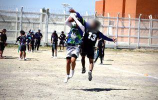 tochito bandera en centro juveniles