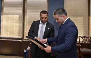 Se seúne García Harfuch con director del FBI en Washington