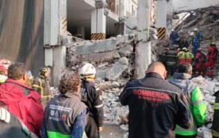 confirman muerte en derrumbe