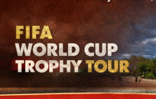 Puebla el Trofeo de la Copa Mundial de la FIFA, por primera vez
