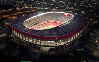 Muere aficionado tras caída en el Estadio Banorte
