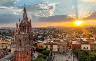 Impulsa San Miguel de Allende turismo como motor económico con agenda anual