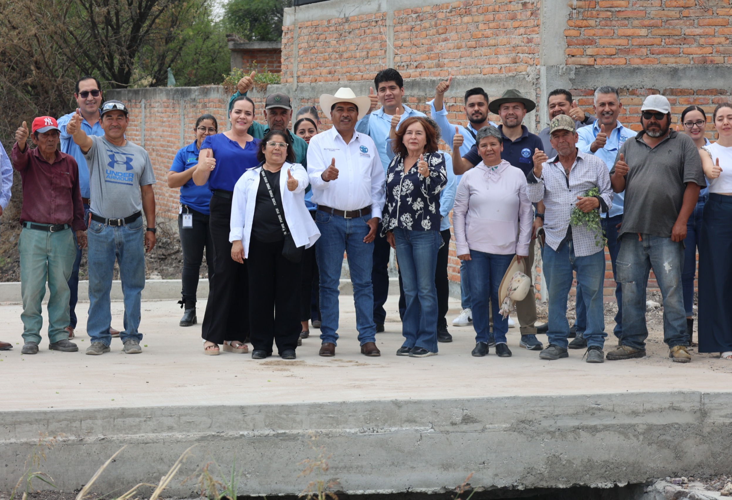 Entrega Alcalde de Purísima puente en El Pedernal para fortalecer actividad agrícola