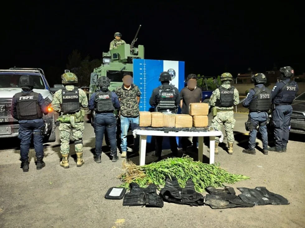 Detienen en Silao a sujetos con droga y armas - Quadratin Bajío