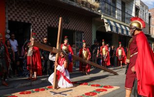 Viacrucis Uriangato