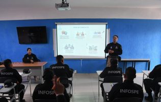 instructores