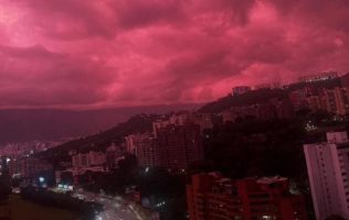 Cielo rojo