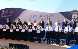 Policías