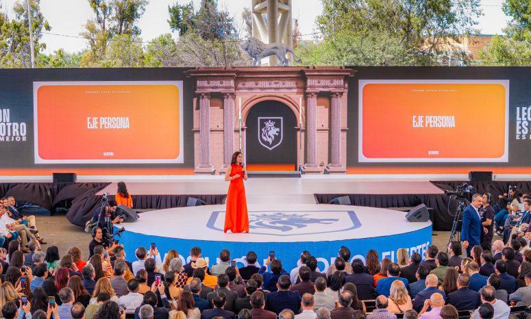 León presenta resultados de gobierno