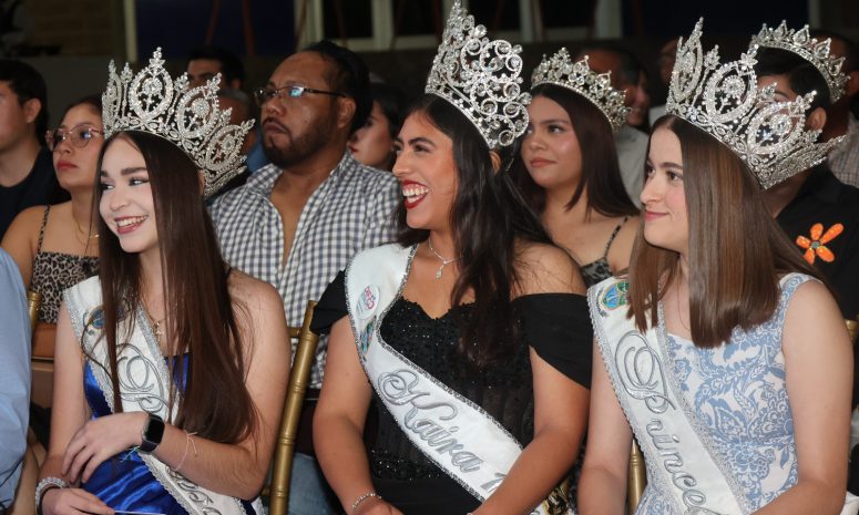 Presentan en Purísima del Rincón a nuevas reinas de las Fiestas de Octubre