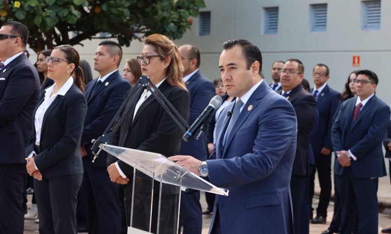 Honran a policías caídos en Comonfort durante ceremonia en Guanajuato