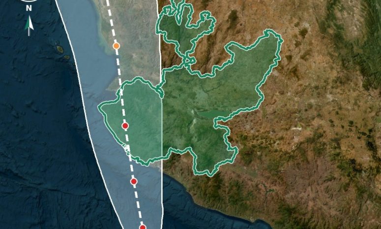 Huracán Simón se intensifica a categoría 4; se ubica a 207 km de Jalisco