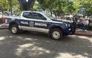 Policías