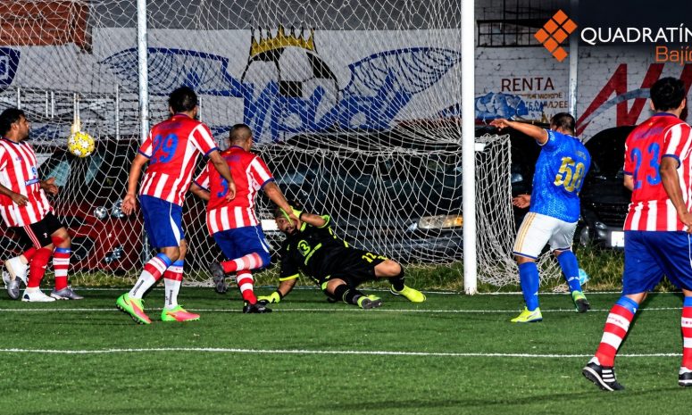 Pieles Gator golea y mantiene paso perfecto