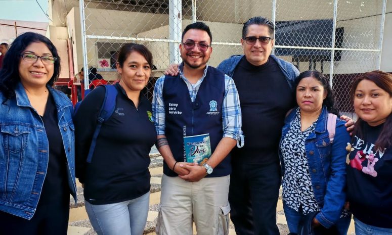 Abordan depresión y suicidio estudiantil